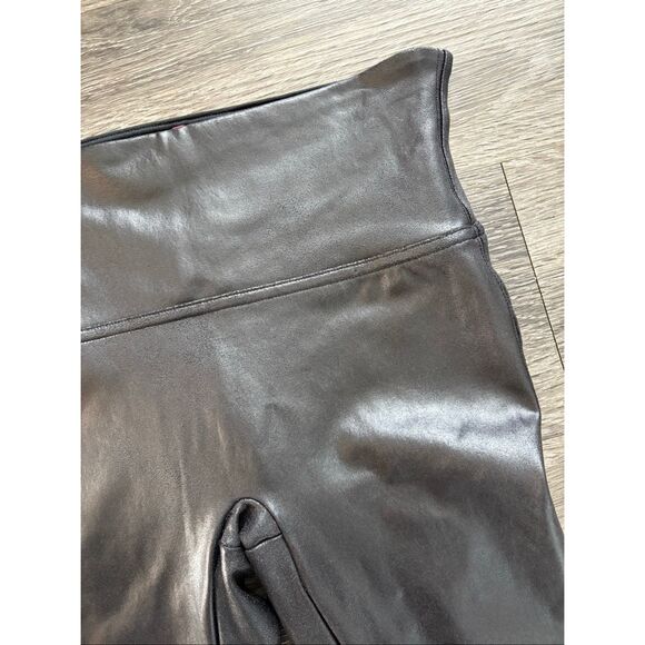 Spanx Faux Leather Leggings in Black Size Small - Picture 4 of 6